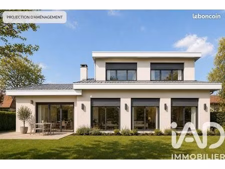 maison 7 pièces 182 m²