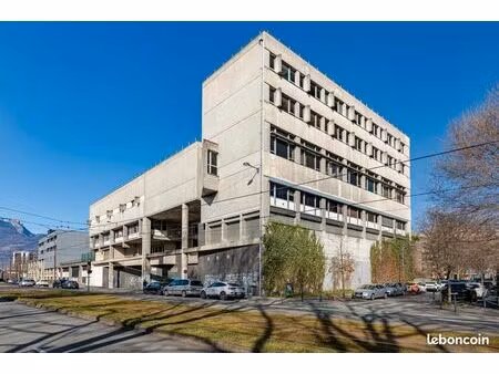 immeuble de bureaux à grenoble