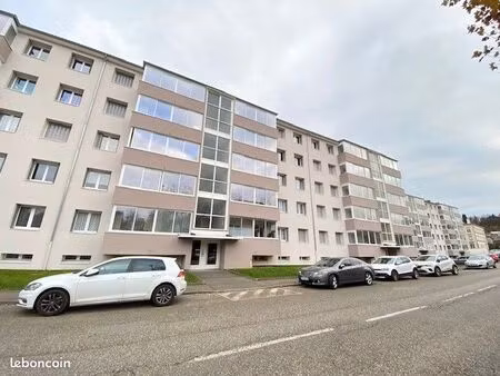 appartement 4 pièces 75 m²
