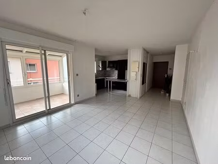appartement 3 pièces 58 m²