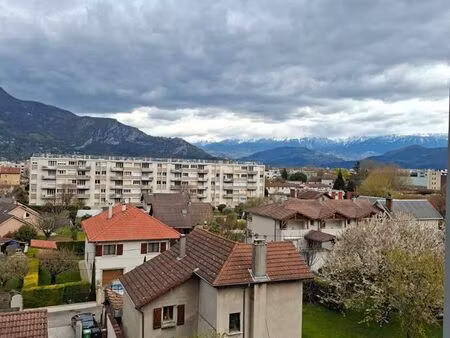 location f3 fontaine