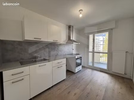 appartement 3 pièces 65 m²