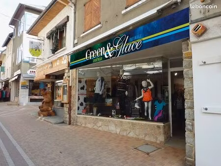 fond de commerce plein centre de villard de lans