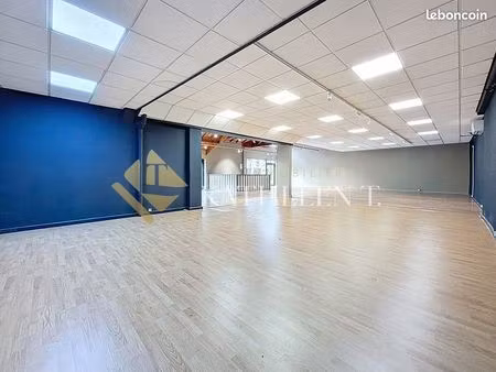 local 130 m² bourgoin-jallieu