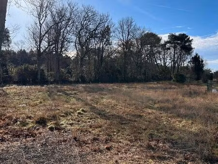 terrain 2098 m² leon