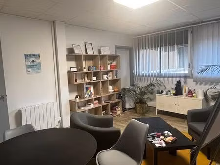 bureau à louer - 21m² au sein de lacowo