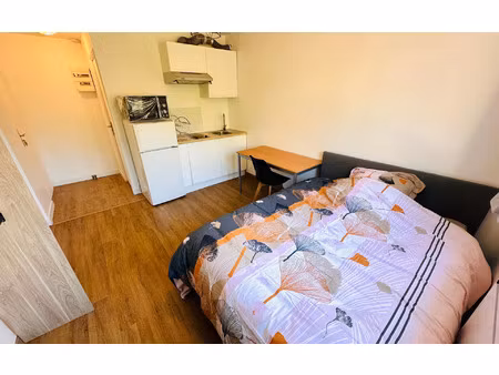 location appartement  m² t-1 à rosny-sous-bois  720 €