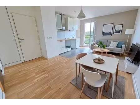 2p récent 41 m² bords de seine