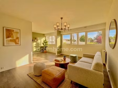 appartement à vendre 4 pièces 2/3 chambres le plessis bouchard (95) place de parking et ca