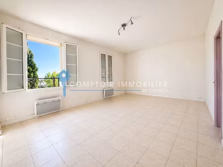 exclusivité appartement 3 pièces à rénover vergèze vue