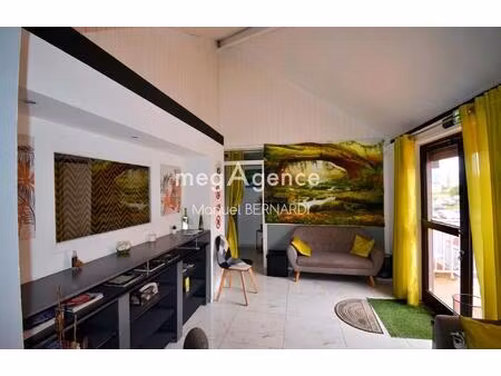 local professionnel d'environ 13m² à grand camp - idéal prothésiste ongulaire