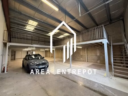 location local d'activités 425 m²