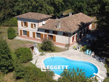 maison 7 pièce(s)  angeville