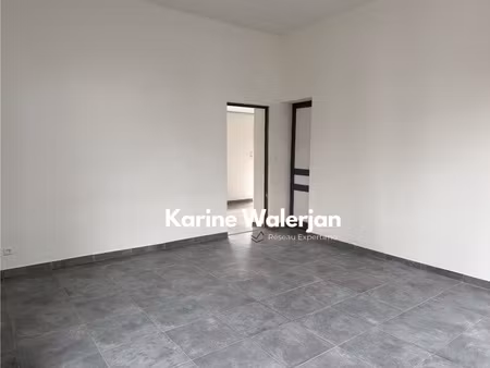 maison 5 pieces 102m2 agreable cour - garage