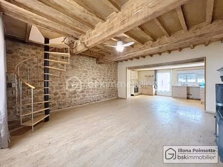 maison avec dépendances et 1 hectare de terrain