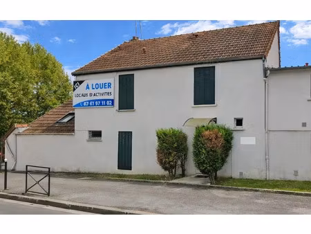 location maison  56.16 m² t-4 à pontault-combault  1 100 €