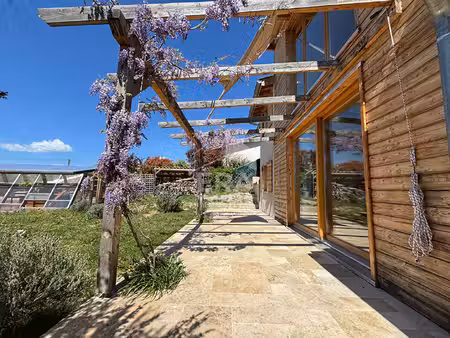 maison sisteron 4 pièce(s) de 110m2 plus dépendances