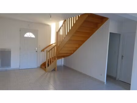 location maison 4 pièces 81m² st pierre des corps 37700