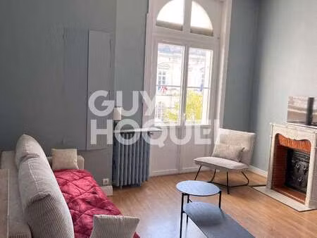 location appartement 2 pièces meublé à sablé-sur-sarthe centre (72300) : à louer 2 pièces 