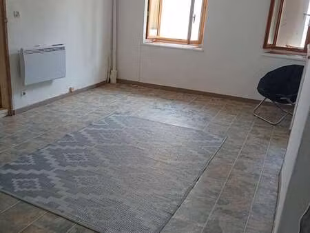 location appartement 2 pièces à quillan (11500) : à louer 2 pièces / 62m² quillan