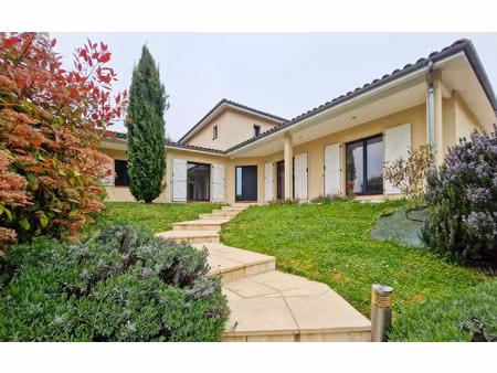 maison auriac-sur-vendinelle m² t-5 à vendre  463 000 €