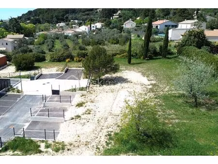 terrain de 485 m² à merindol