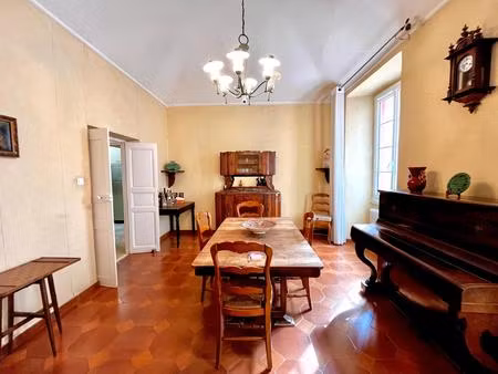 t5-t6 hyper centre bastia