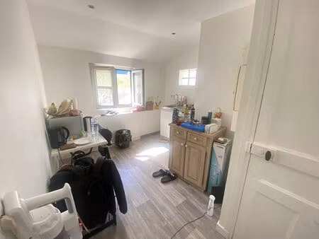 studio 22 m2 - nanterre - location meublé.