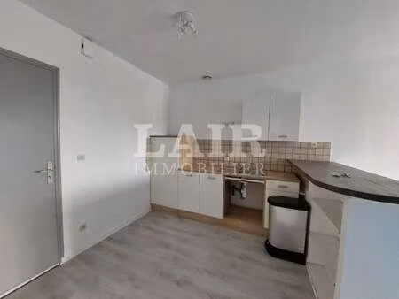 location appartement 2 pièces à saint-pierre-des-nids (53370) : à louer 2 pièces / 37m² sa