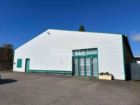 location bureaux et commerces à condé-sur-sarthe (61250) : à louer / 540m² condé-sur-sarth