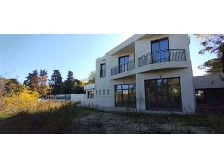 location bureau montpellier 308 m²