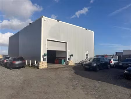 location local d'activités egly 260 m²