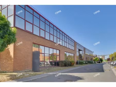 location local d'activités gennevilliers 2 983 m²