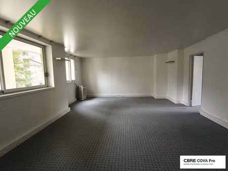 location bureau besancon 141 m²