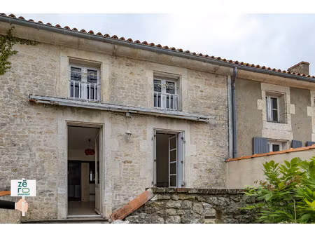 appartement 119 m2 sur terrasse et jardin + local commercial