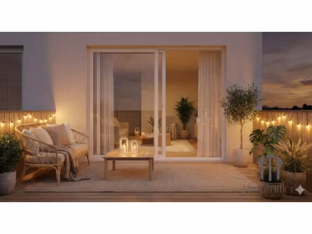 beau t2 dernier étage + grande terrasse + parking