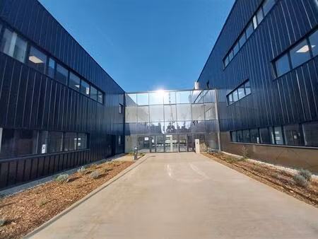 location bureau brest 120 m²