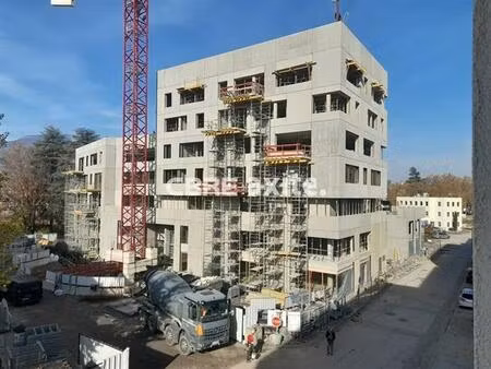 vente bureau chambery 3 007 m²