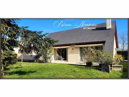 a vendre maison contemporaine de 6 pièces baignée de lumière (64)