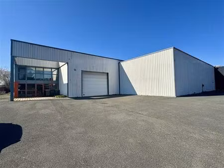 vente local d'activités civrieux d'azergues 1 580 m²