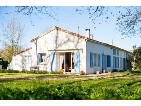 vente maison de luxe breuillet 11 pièces 260 m² <meta name="description" content="royan îl