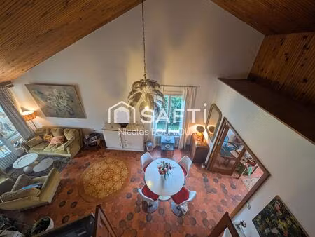 maison d'architecte de 1970   chaleureuse très familiale et conviviale ouverte avec vérand