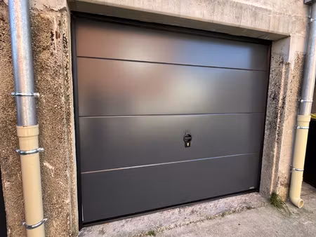 location parking pibrac 31820