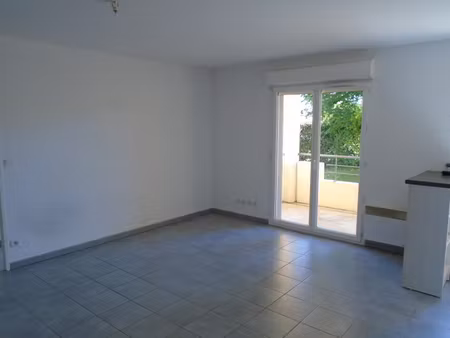 location appartement 2 pièces 45m² lannemezan 65300