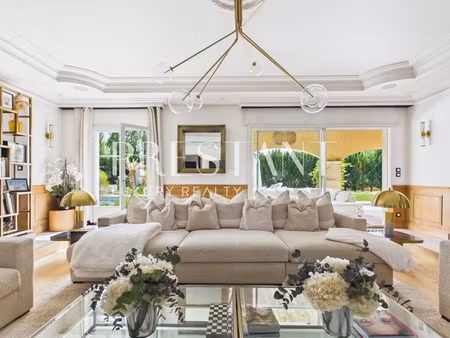 maison de caractère de qualité à carbon blanc