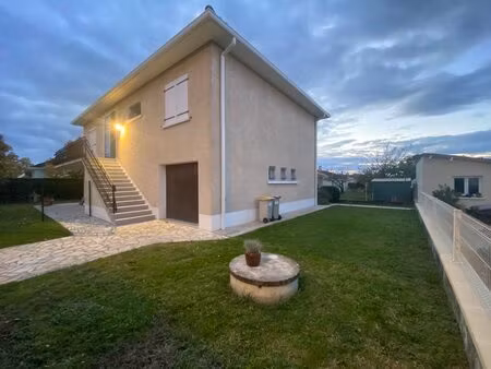 location appartement 4 pièces 97m² montauban 82000