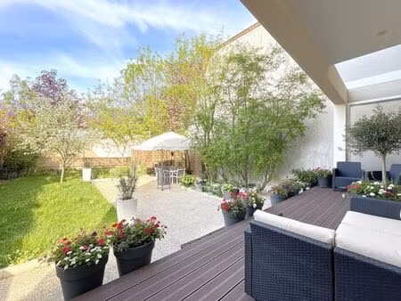 maison de 4 chambres de luxe en vente à chennevières-sur-marne  île-de-france