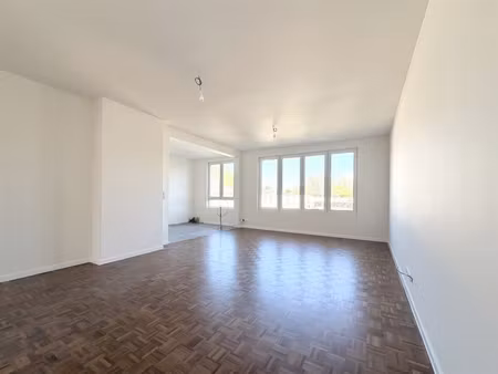 appartement te huur in wilrijk met 2 slaapkamers