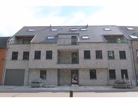 appartement te huur in dilsen-stokkem met 2 slaapkamers