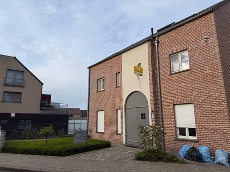 appartement te huur in beringen met 3 slaapkamers